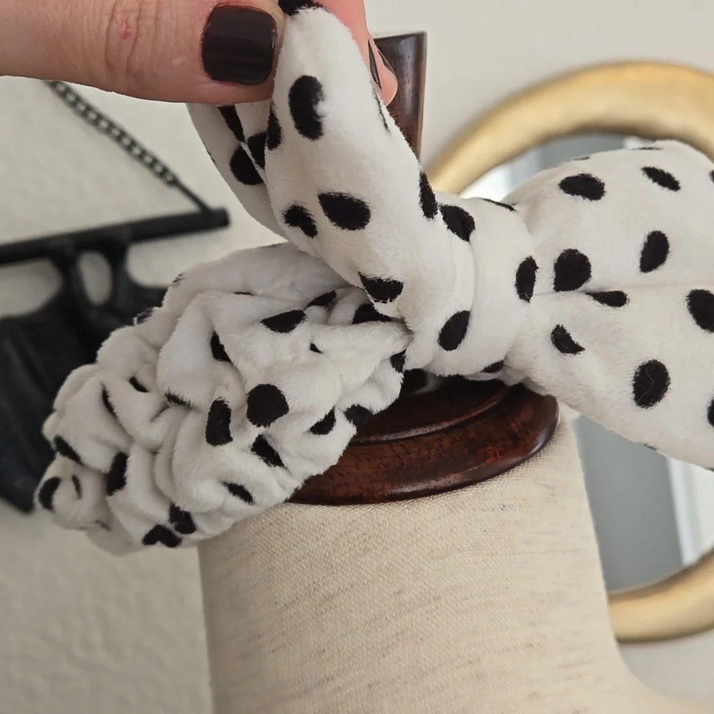 Vintage Cosmetic Company Polka Dot Soft Women's Headband, NWOT